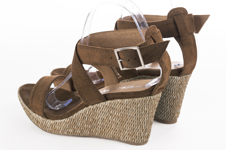 Caramel brown women's fully open sandals, with crossed straps. Round toe. High wedge soles. Rear view - Florence KOOIJMAN
